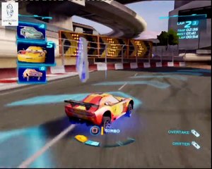Cars 2: el Juego de Rayo McQueen VS Miguel Camino Batalla de la Carrera en la Pista Gira