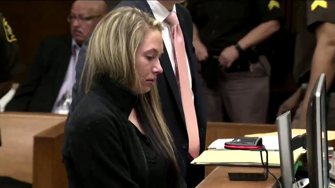 Deux personnes virées du tribunal lors dune rendue de sentence parce qu'ils etaient mort de rire