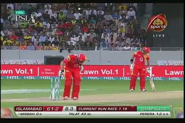 Lady Dancing With Danny Morrison, What Happened When This Came on BIG SCREEN - Watch Video