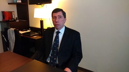 Interview de Thierry Hansens, administrateur délégué de Caterpillar Gosselies, qui prévient des deux scénarios possibles