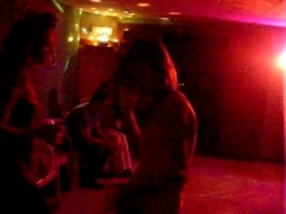 Pau on the dancefloor