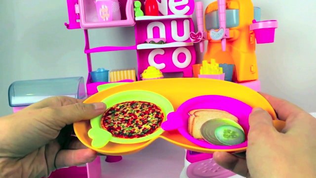 BABY POP FILMPJES - LUIER VERSCHONEN - BABY PLAST OP POTJE - POP GAAT IN BAD BABY BORN NEDERLANDS