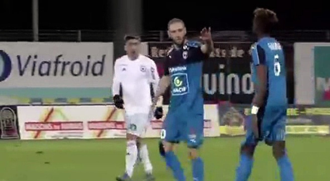 Agouazi Goal HD - Niort	1-2	Red Star 24.02.2017