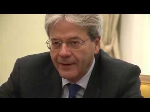 Roma - Terremoto, riunione a Palazzo Chigi (24.02.17)