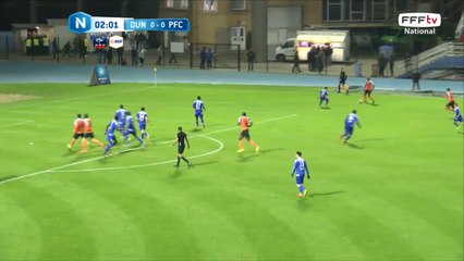 Coup franc mal combiné.