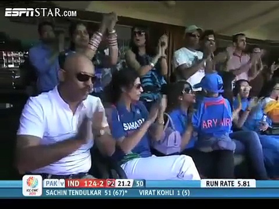 HIGHLIGHTS - India vs Pakistan Semi Final in World Cup 2011