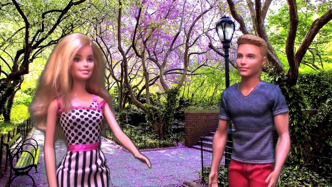 Kids playing on the beach with Our generation Doll by Play Toys - fun toys for kids videos