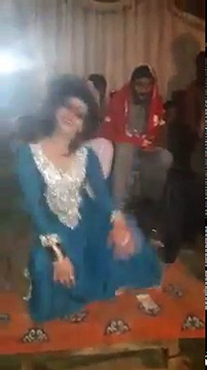 02.Pakistani Wedding Dance Mujra Stage Dancer