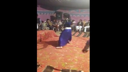 08.Desi Shadi Dance Mujra In Party Show