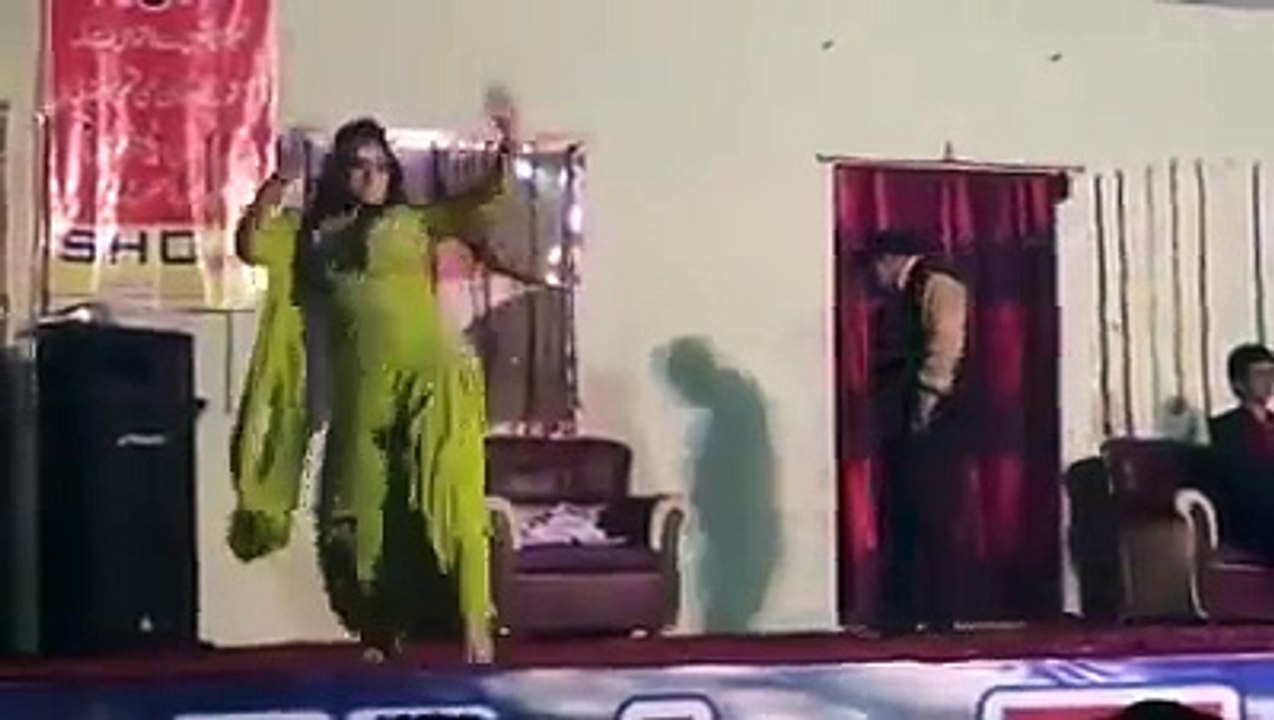 09.Pakistani Latest Stage Mujra Dance New