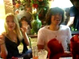 Louise chanteuse internatiounale Bernay Fresnel