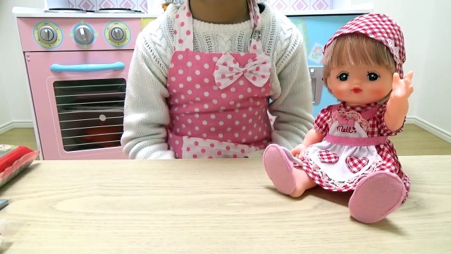 メルちゃんのバレンタイン チョコレート作り _ Mell-chan Doll Valentine's Day Gift - Chocolate Making-MkFUAaeuncs