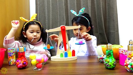 木の天秤ばかりで重さ比べ☆遊んでみたよ！おもちゃ 比べる 楽しい♡himawari-CH-IZNDLnSDqY4