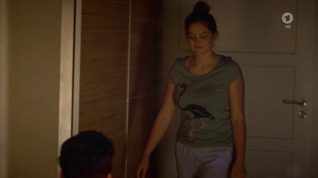 Greta Short - Lindenstraße-Medizinalhanf Folge 1617