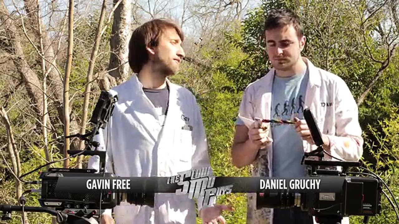 Ağır Çekimde Matkapla Boya Saçmak