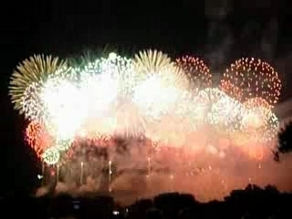 Feu d'artifice 14 juillet - Carcassonne