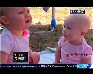 Video Lucu Bayi Bersin [On The Spot]