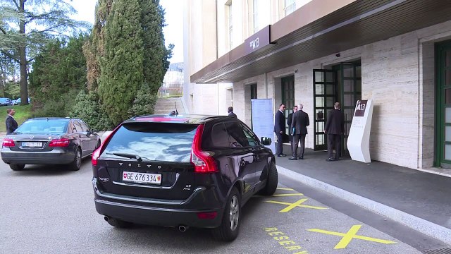 المفاوضات حول سوريا تتواصل في جنيف مترافقة مع تصعيد ميداني