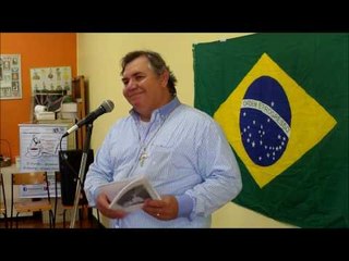 (2) Marcos Palharini declamando no Café com Poesia - 88º Edição - 26-11-2016