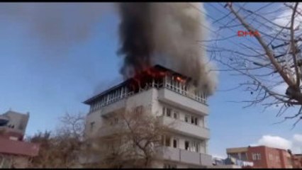 Adana Fetö'nün Eski Okuma Salonunda Yangın Çıktı