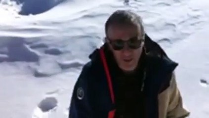 Quand Elie Semoun galère au ski
