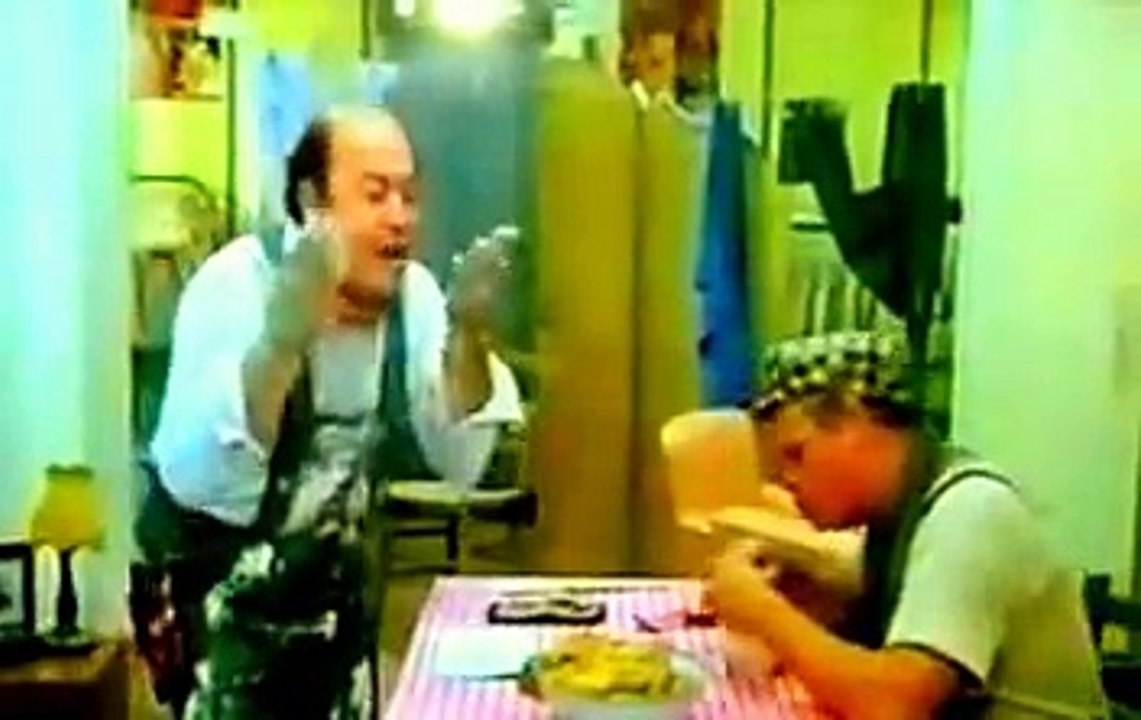 Pappa E Ciccia - PRIMO TEMPO (Lino Banfi, Paolo Villaggio)