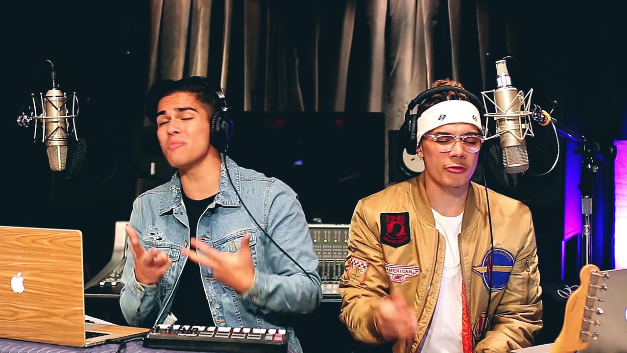 Cover : Black Beatles, Confessions, & No Problem  Alex Aiono AND William Singe Mashup