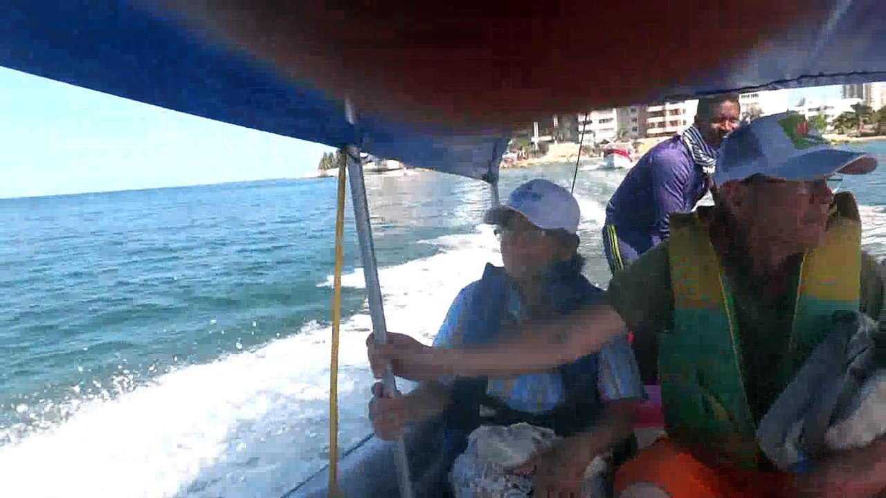 De Paseo Por El Mar