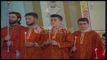 Ora News –Besimtarët ortodoksë kremtojnë festën e Krishtlindjes