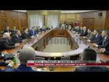 Vuçiç ultimatum serbëve të Kosovës - News, Lajme - Vizion Plus