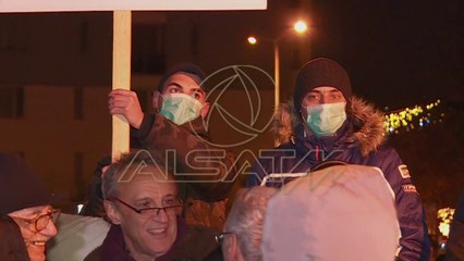 Ndotja, qytetarët në protesta kundër qeverisë