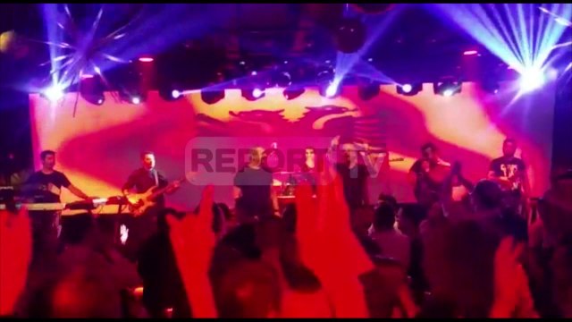 Report TV - Ministri Tahiri ia merr këngës në festën e policisë së Tiranës