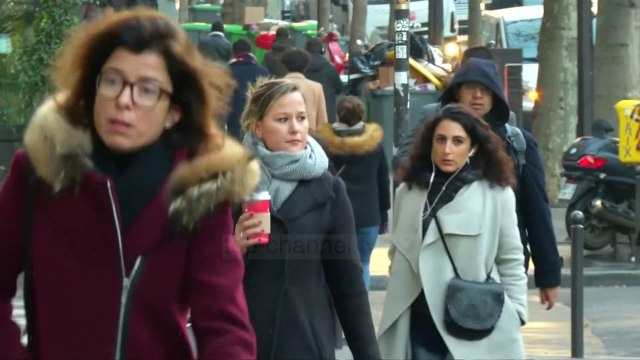 Ligj i ri në Francë, e drejta për të fikur celularin - Top Channel Albania - News - Lajme