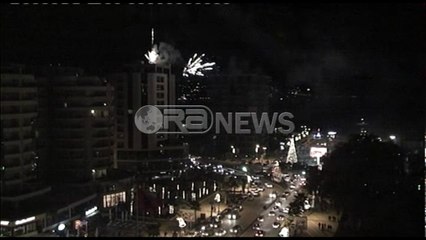 Ora News - Atmosfera e ndërrimit të viteve në qytetet e Shqipërisë