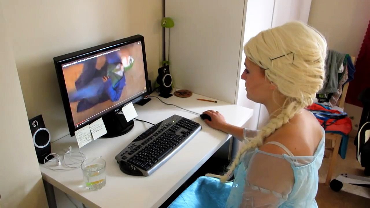 Maleficent Poop Gummy Worms w/ Spiderman, Captain America & Frozen Elsa Superhero Fun!