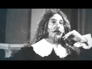 Përballë - Mirush Kabashi