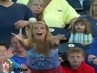 Funny Videos.I Can't Stop Laughing Seeing This Video