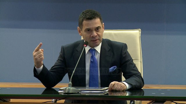 Ahmetaj urdhëron kontrolle në pikat e shitjes së gazit - Top Channel Albania - News - Lajme