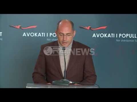 Ora News - Avokati i Popullit: Kryebashkiakët të hapin zyrat për të pastrehët