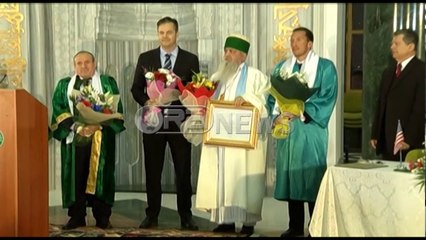 Ora News - Çmimi për Baba Mondin