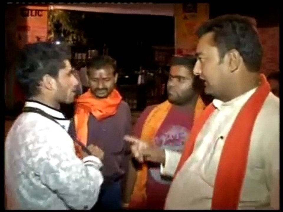 Bajrang Dal and Police Hungama While Playig Garba in Navratra Festival
