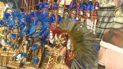 El carnaval de Sao Paulo se va hasta Bahía a ritmo de samba