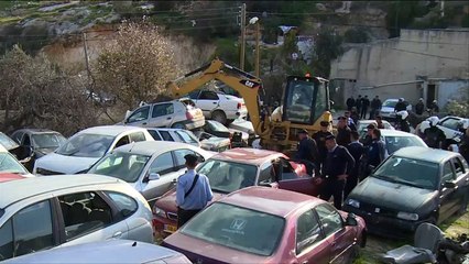 40 قتيلا فلسطينيا بحوادث سير لسيارات غير قانونية