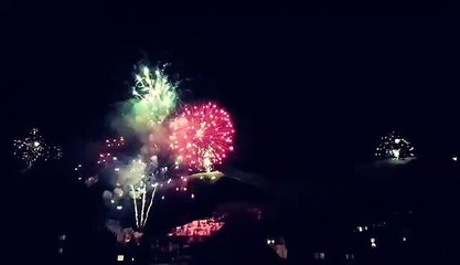 Les images du magnifique feu d'artifice d'Auron