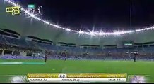 Brilliant catch by Umar Amin of Marlon Samuels on Tymal Mills  ball in PSL