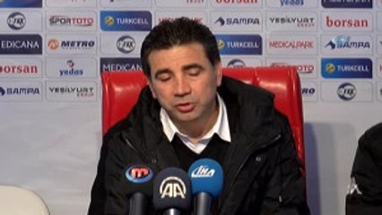 Özköylü: "Bıçak Sırtı Maçlar Oynuyoruz"