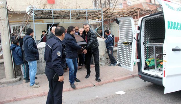 YAŞLI ÇİFT KARBONMONOKSİT GAZINDAN ZEHİRLENEREK HAYATINI KAYBETTİ