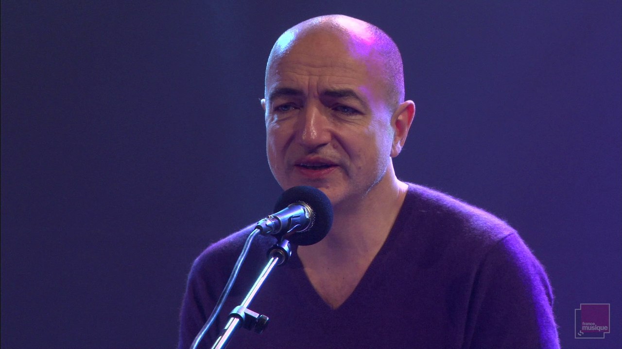 "It only takes a moment" par Laurent Naouri - 42e rue