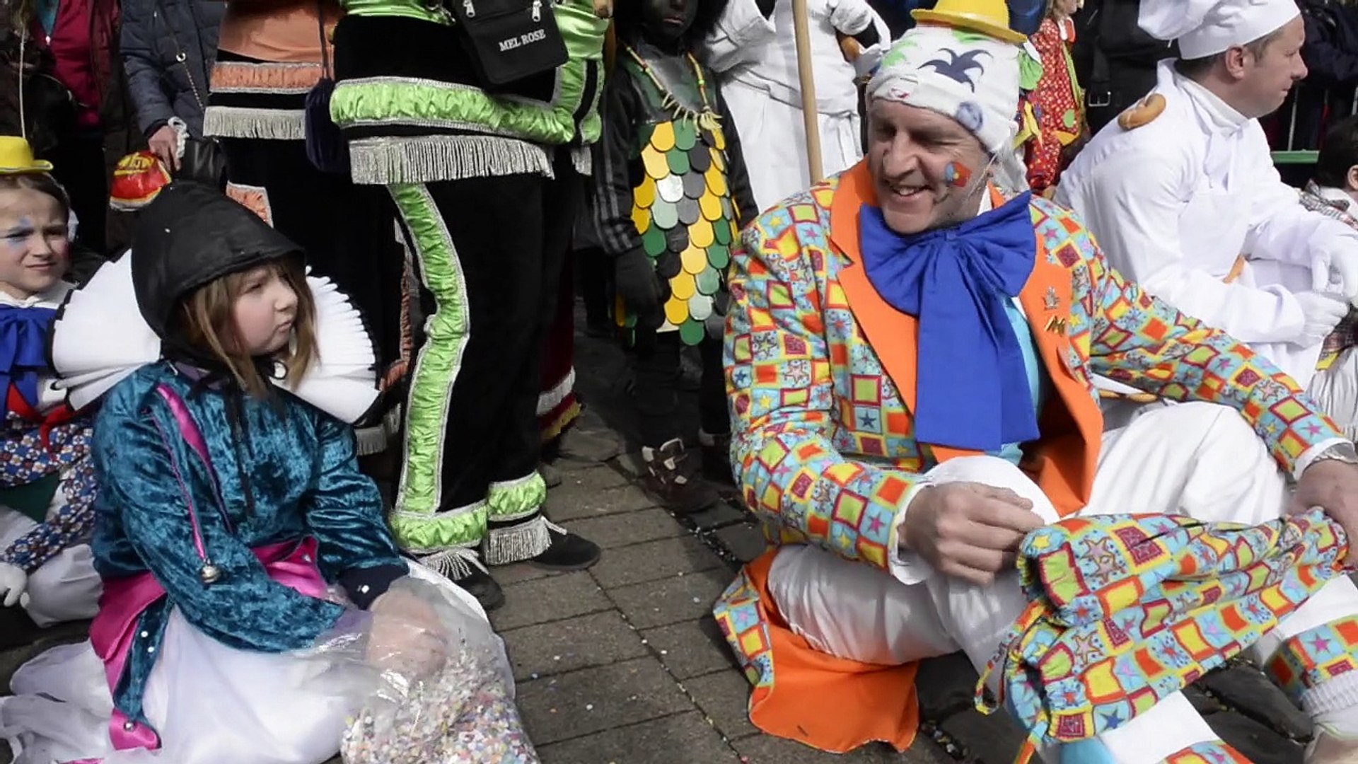 Carnaval de Malmedy, la danse de la haguette. - Vidéo Dailymotion
