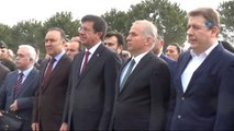 Ekonomi Bakanı Nihat Zeybekci: 